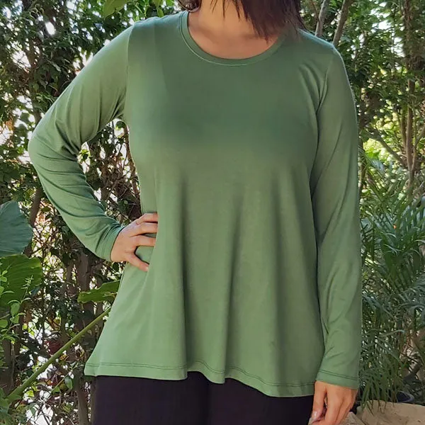 BE16A Round-Neck A-shape Basic Top