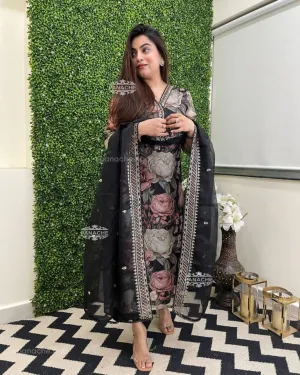 Chanderi Digital Print Kurti with Embroidered and Lace Work Organza Dupatta