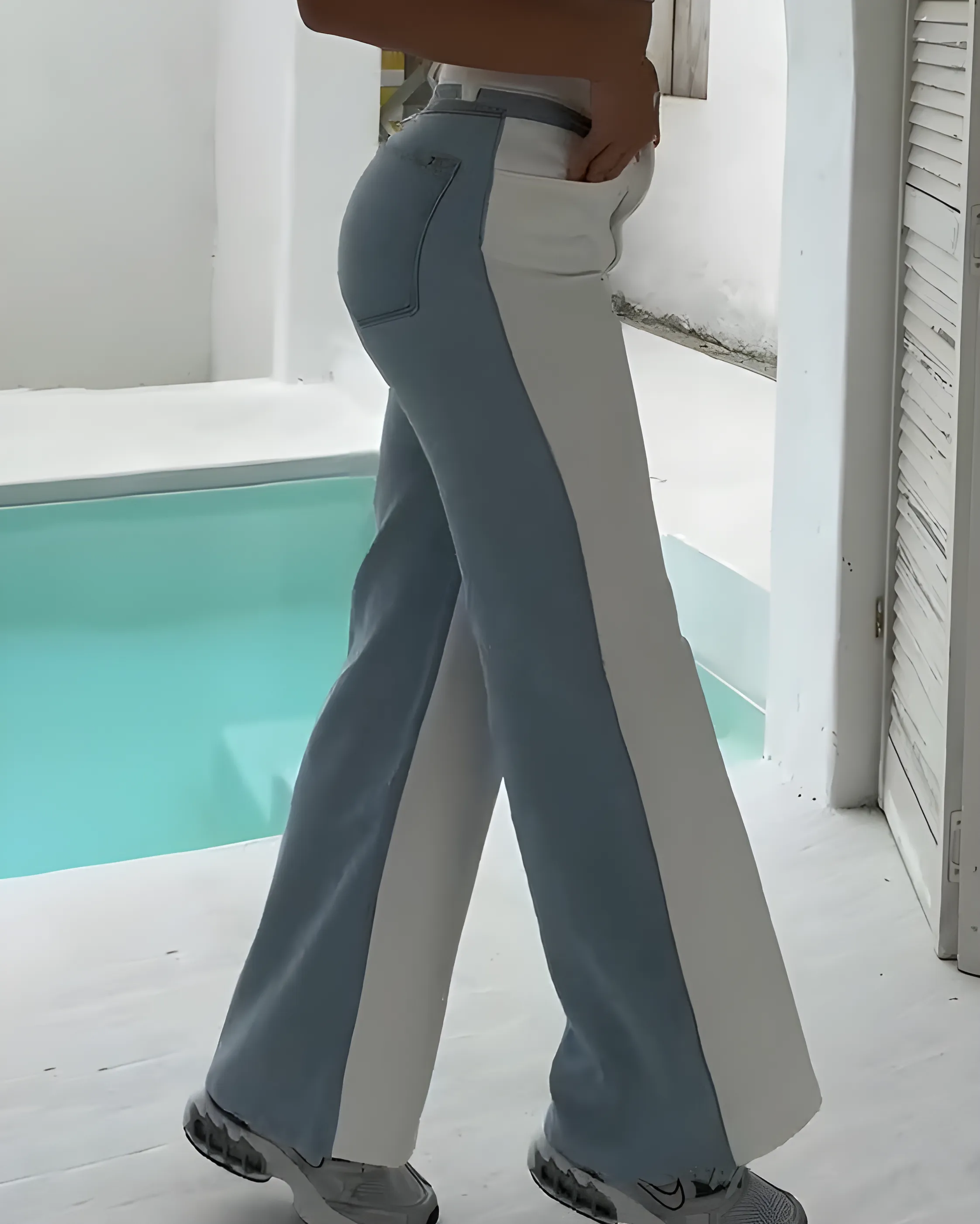 Contrast Color Panel Casual Wide-Leg Jeans