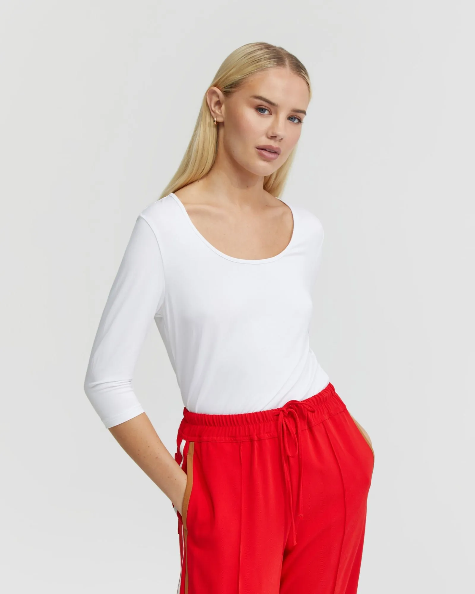 Delilah Scoop Neck Long Sleeve T-Shirt