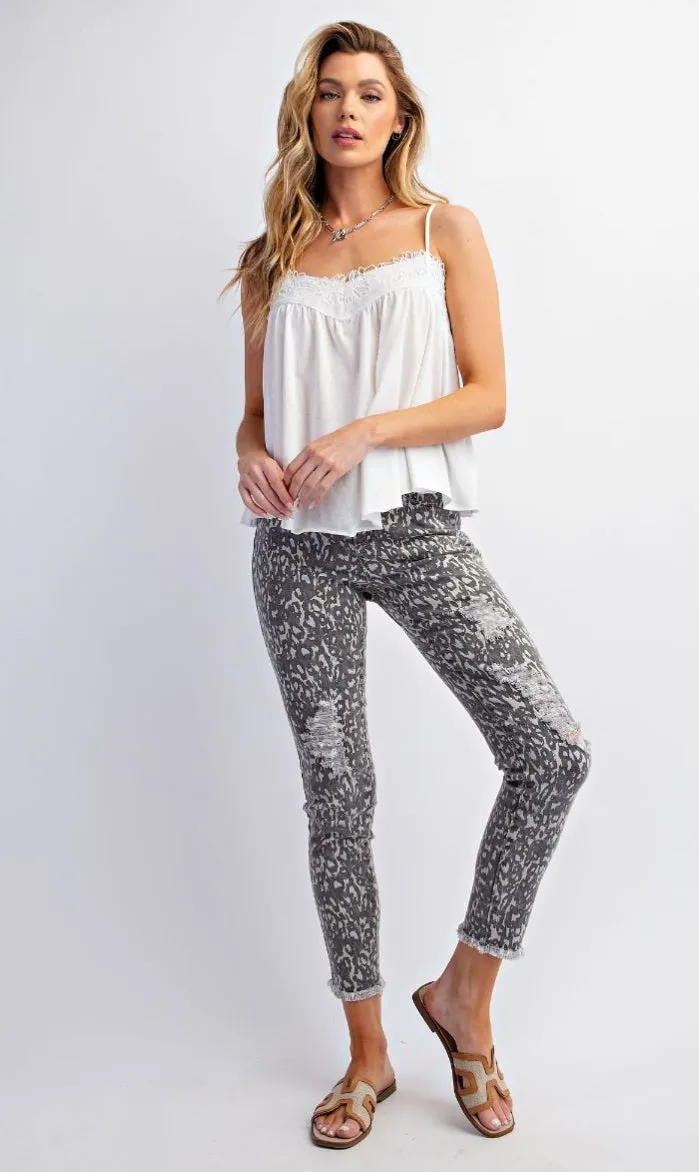 Distressed Jegging - Easel
