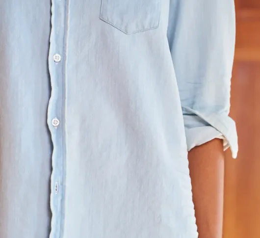 Frank & Eileen - Tattered Wash Long Sleeve Button Up Shirt in Blue Wash