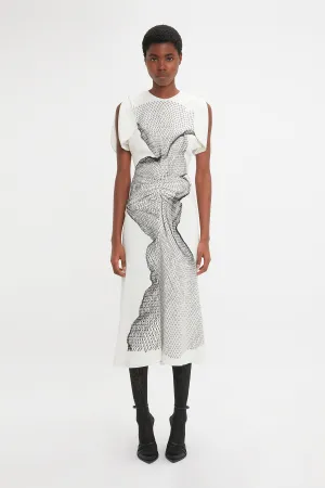 Gathered Waist Midi Dress In White-Black Contorted Net