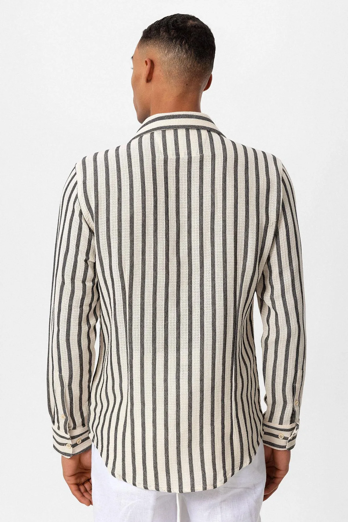 Men's Black Striped Knit Long-Sleeve Shirt - Wessi