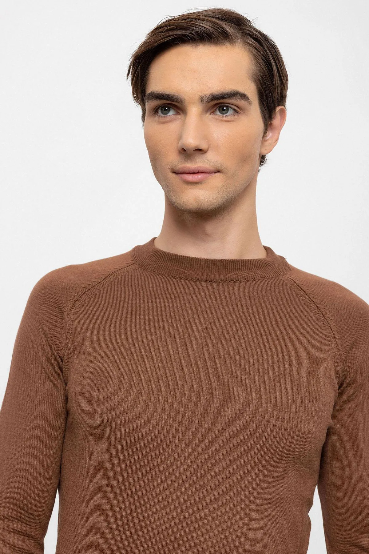 Men's Brown Crew Neck Slim Fit Knitwear Sweater - Wessi