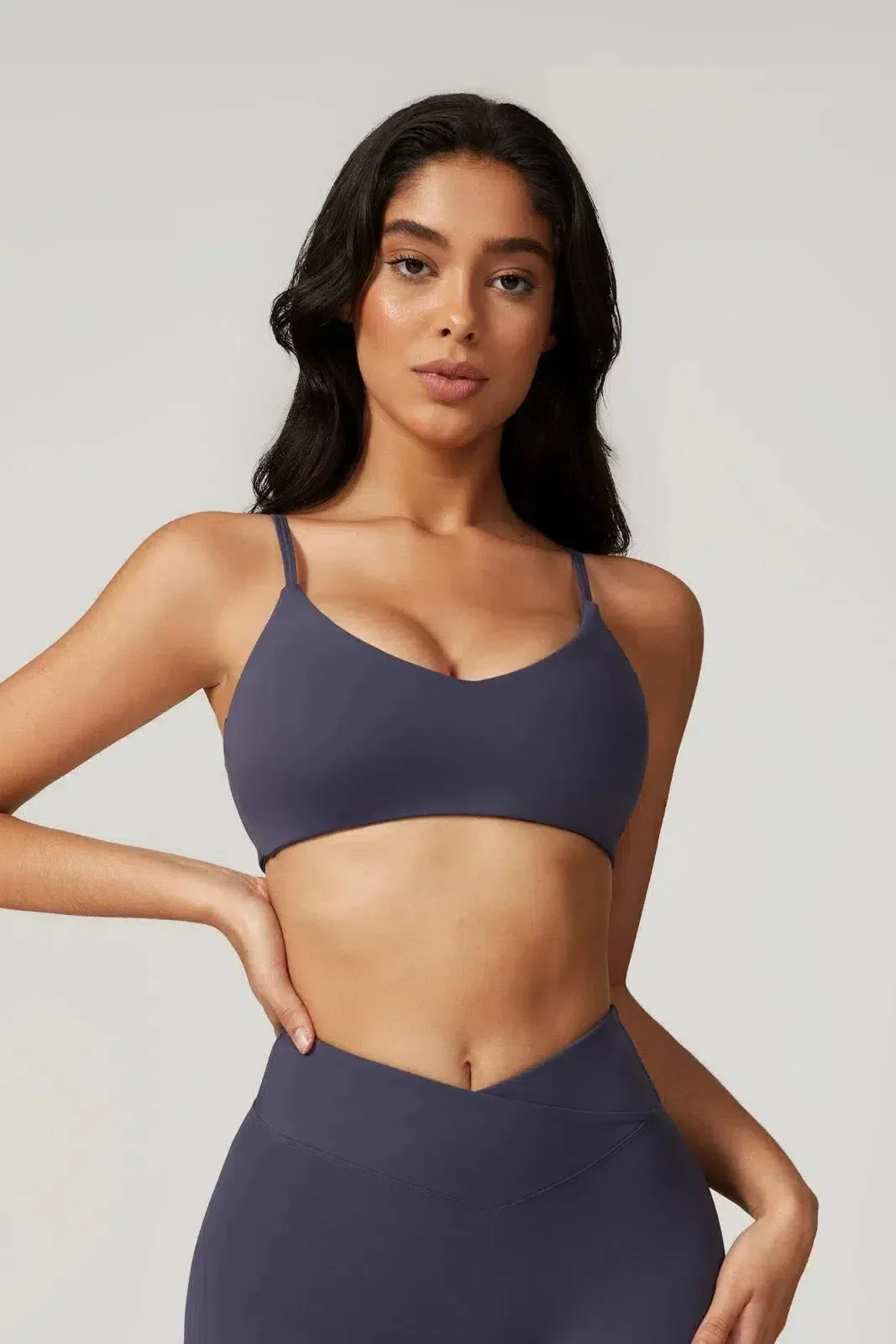 Palmira – U-neckline – Sports bra & flared leggings set