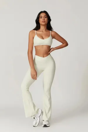 Palmira – U-neckline – Sports bra & flared leggings set