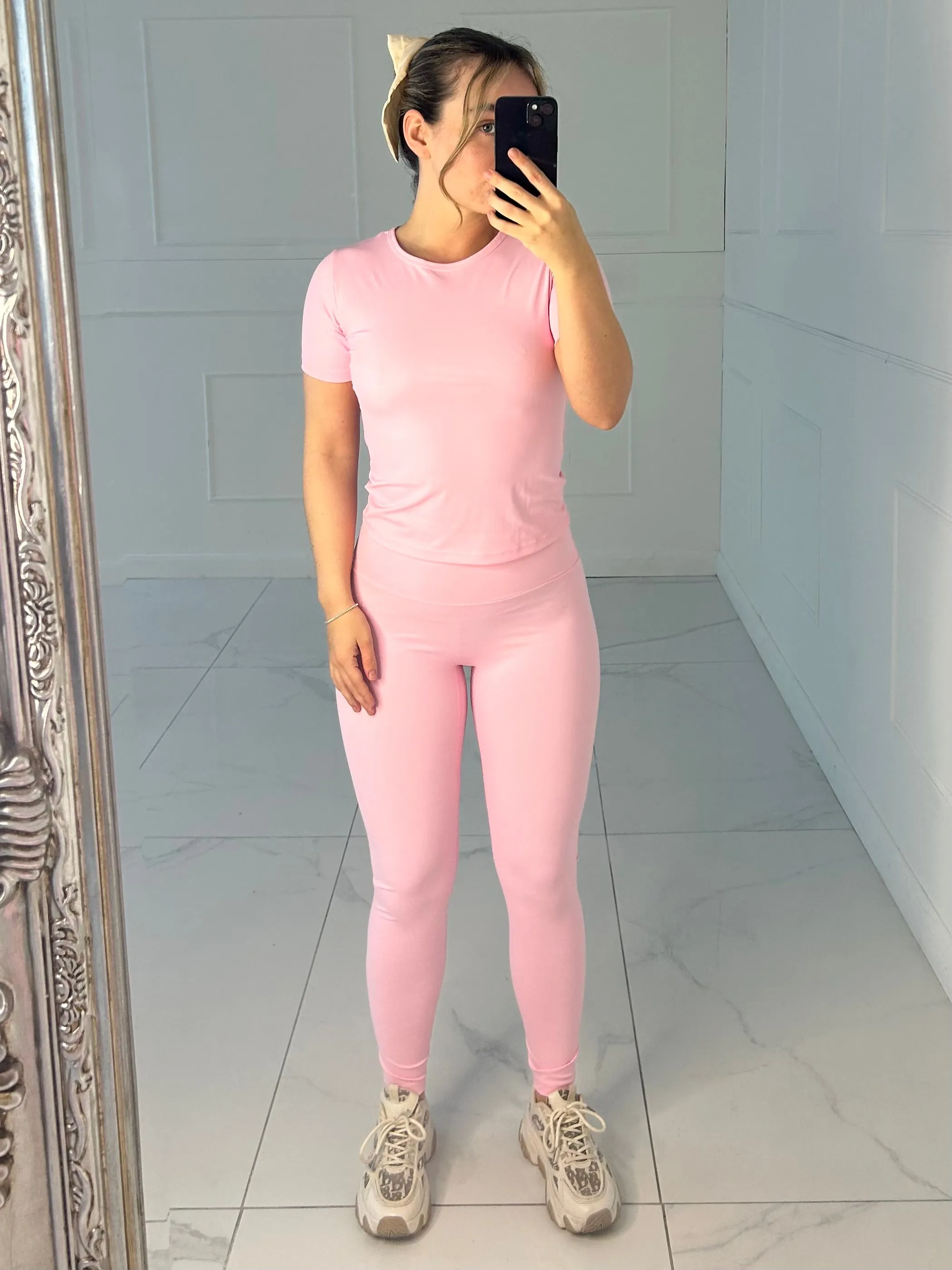 Sculpt Short Sleeve Top & Leggings - Baby Pink