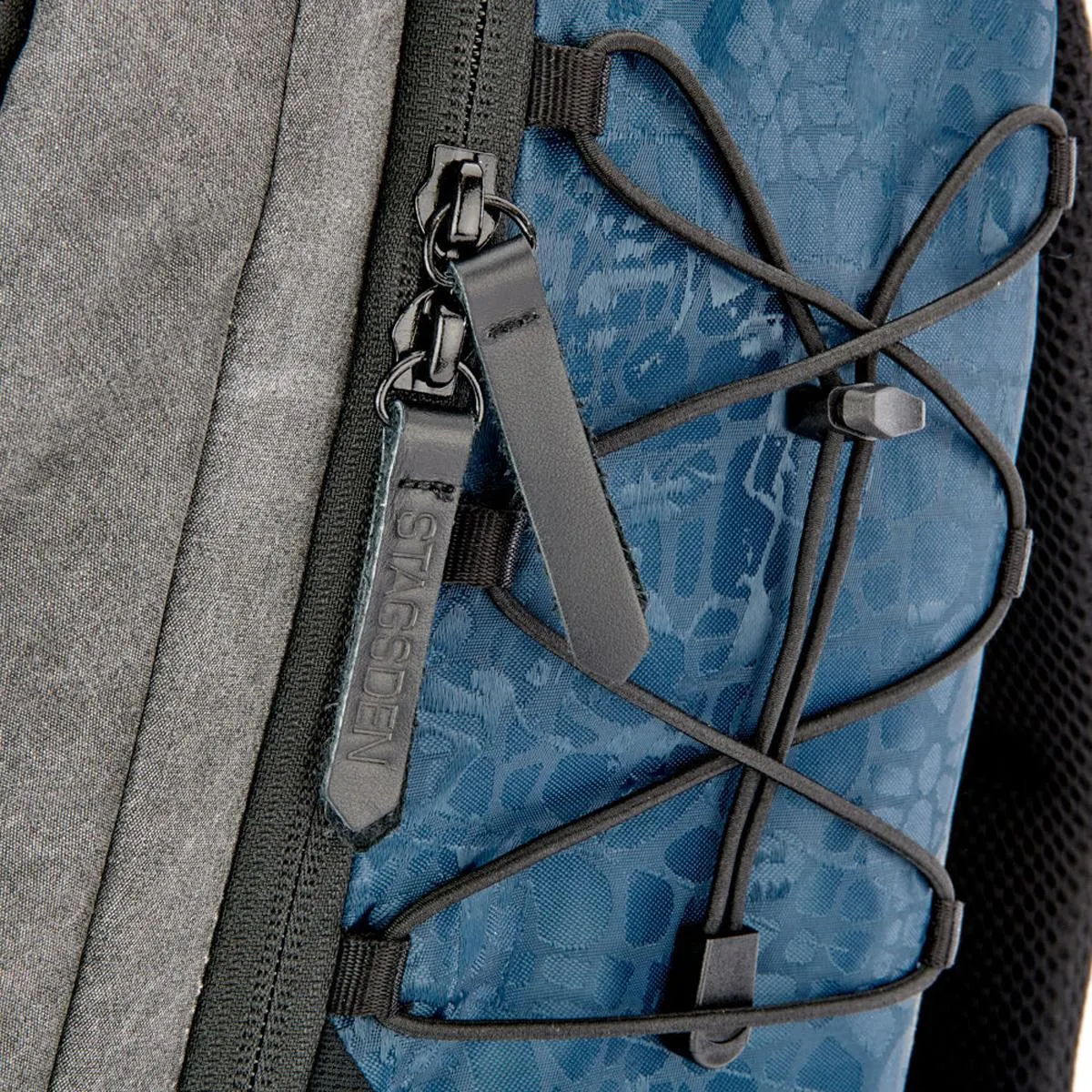 Toxic from 3 Legged Thing - Valkyrie Camera Backpack Medium - Sapphire