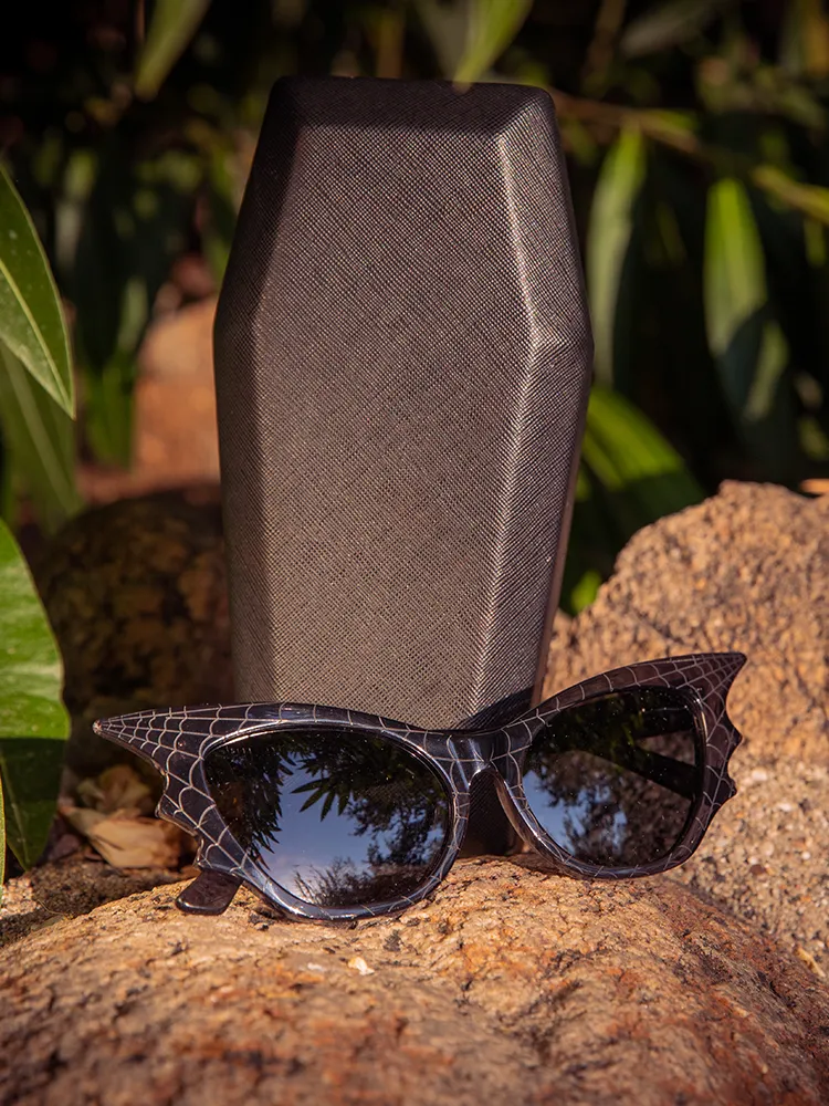 Vamp Batwing Sunglasses in Smoke Spider Web