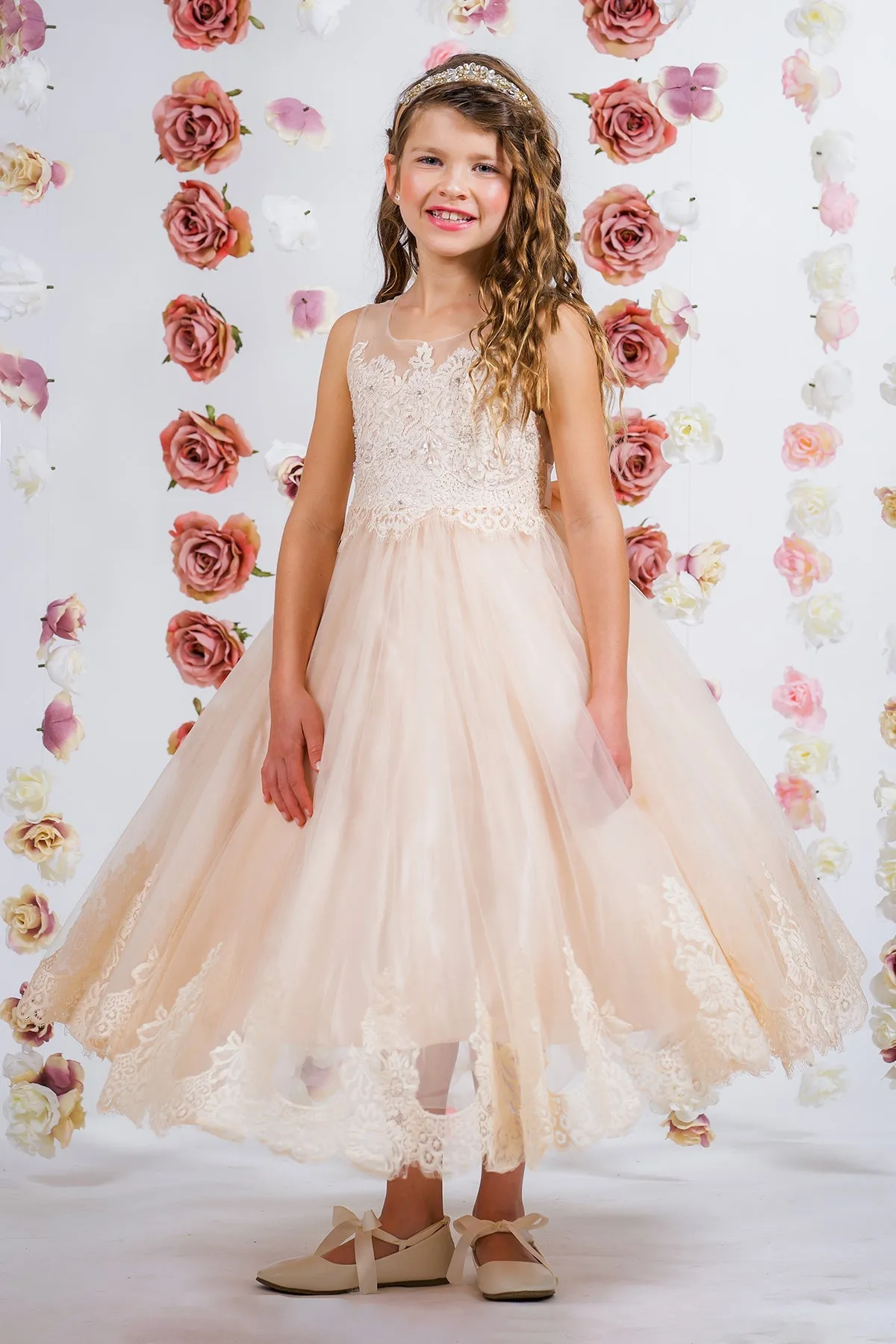 Vintage Rose Lace Appliqué Illusion Bateau Girls Dress with Plus Sizes