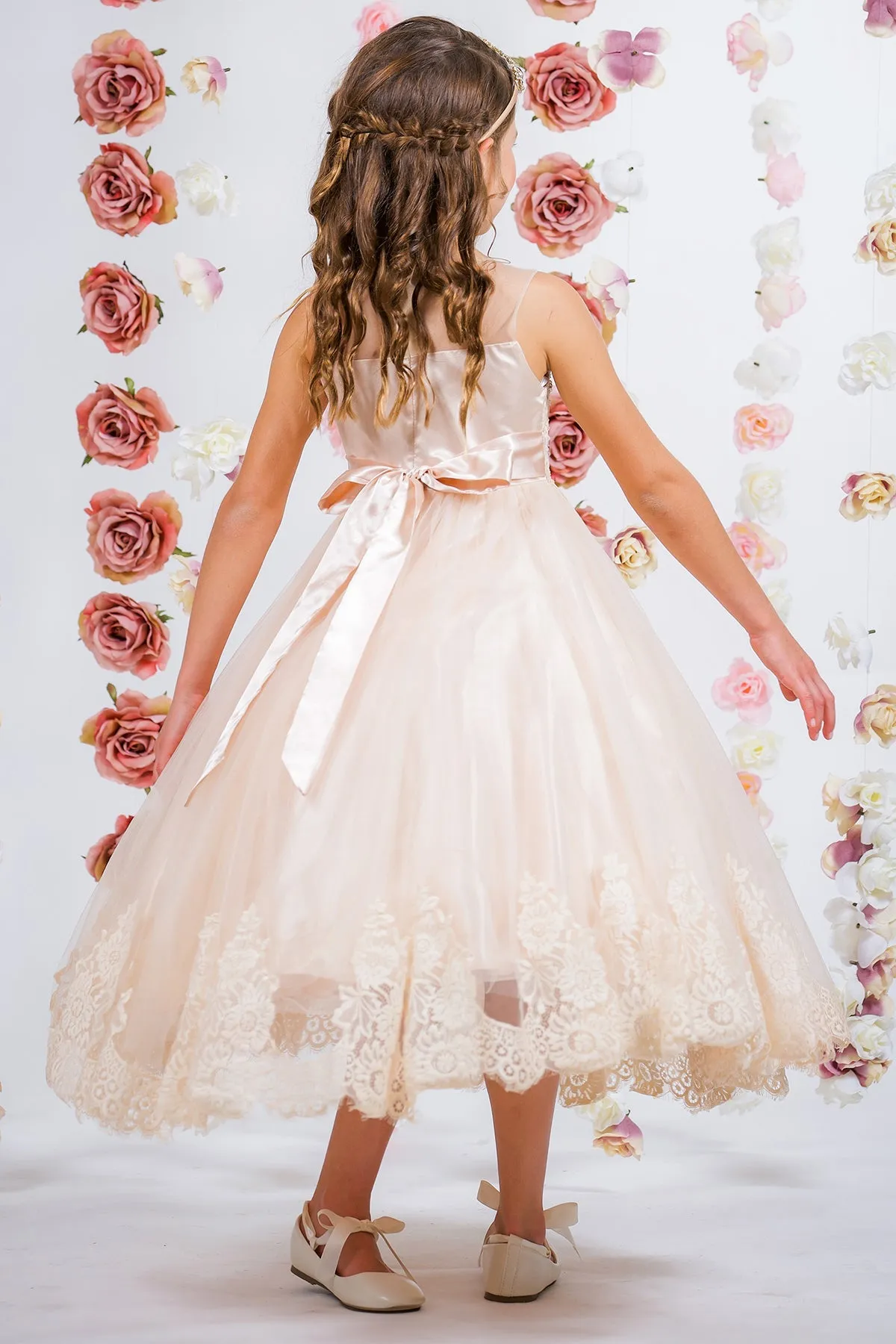 Vintage Rose Lace Appliqué Illusion Bateau Girls Dress with Plus Sizes
