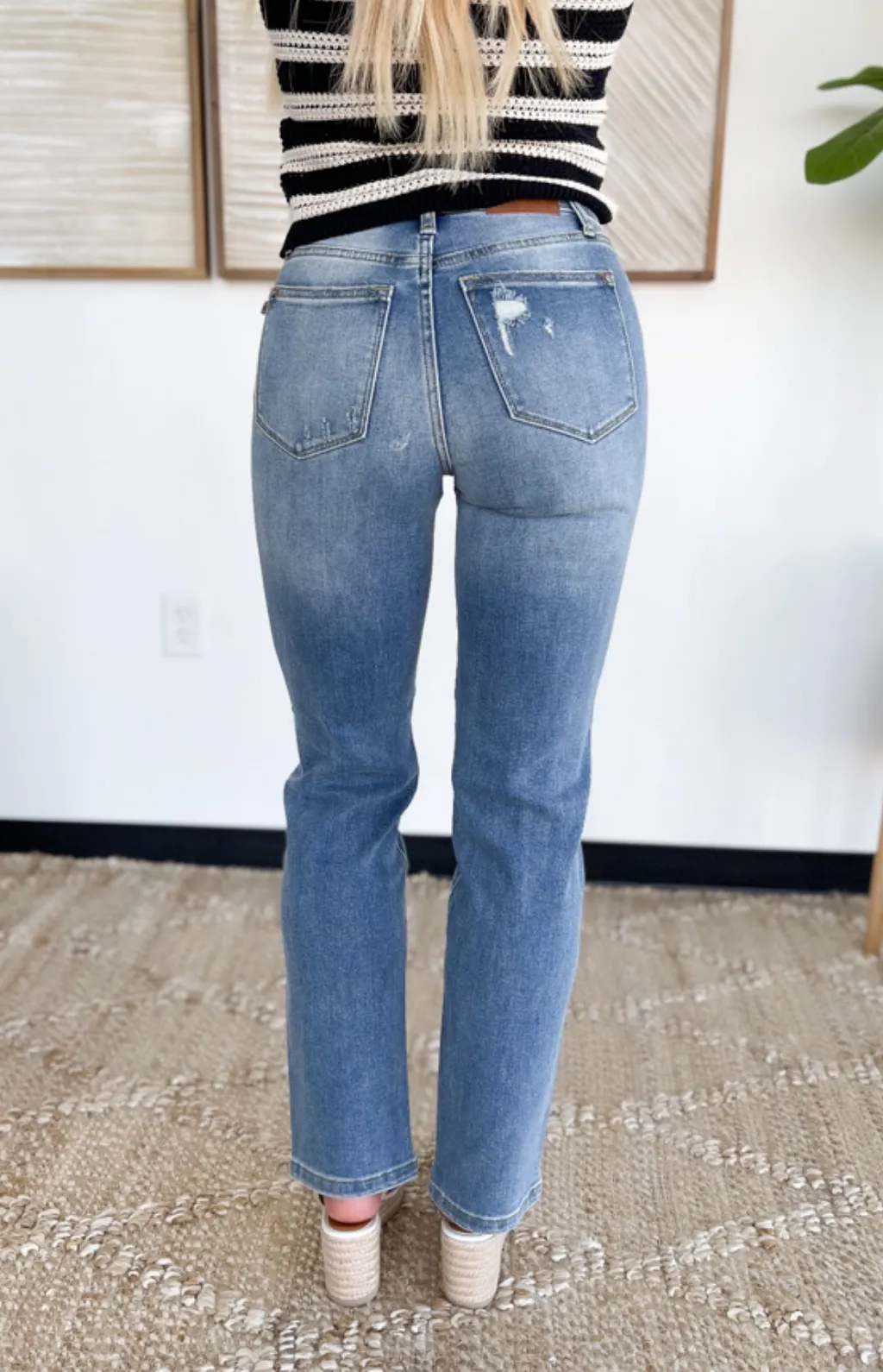 Vintage Wash Front Seam & Slit Straight Judy Blue Jeans