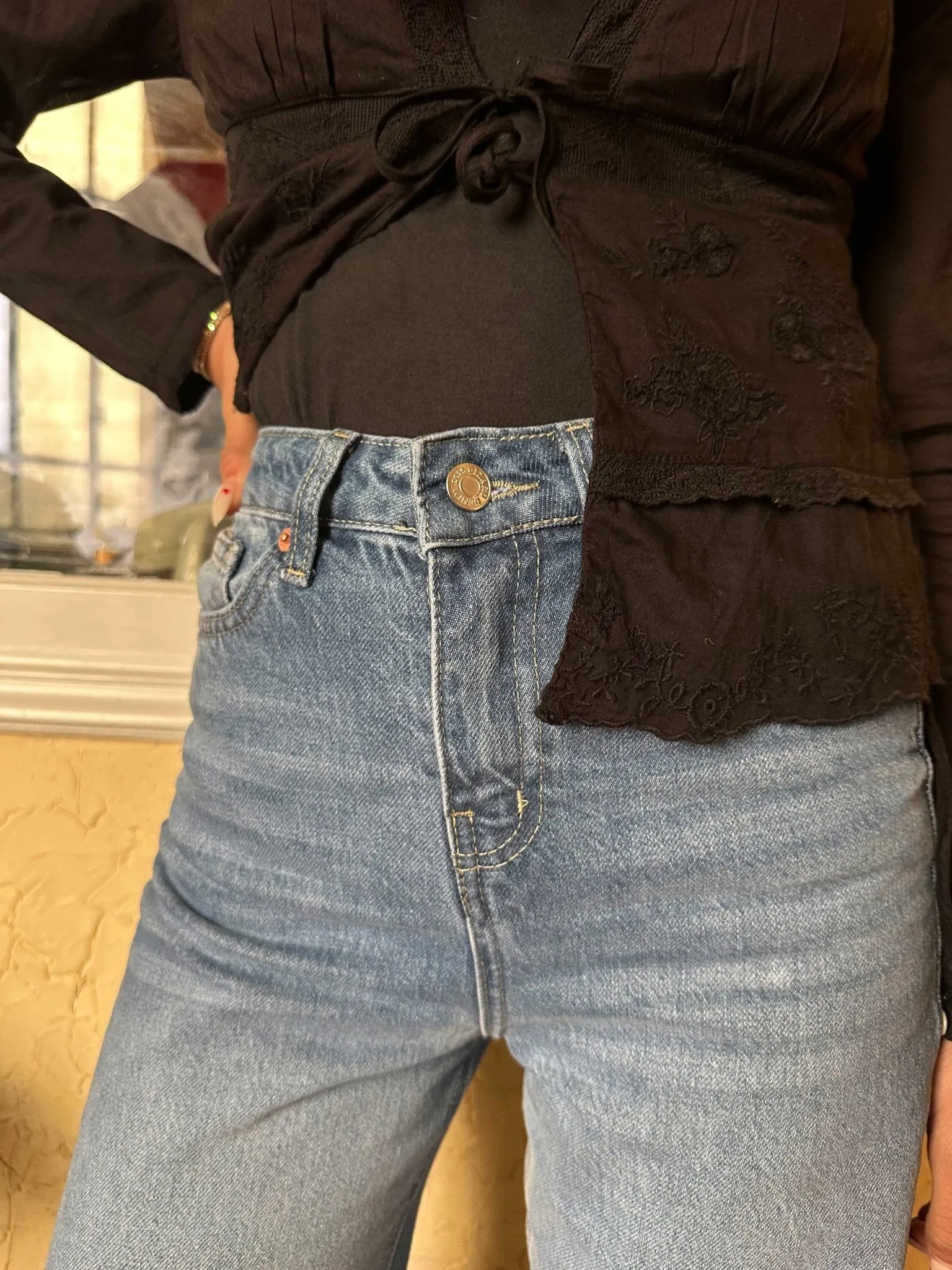 Wide-Leg - High-Waist Light Blue Jeans