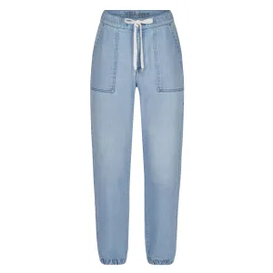 Yoga Jean Malia Relaxed Jogger in Light Sky
